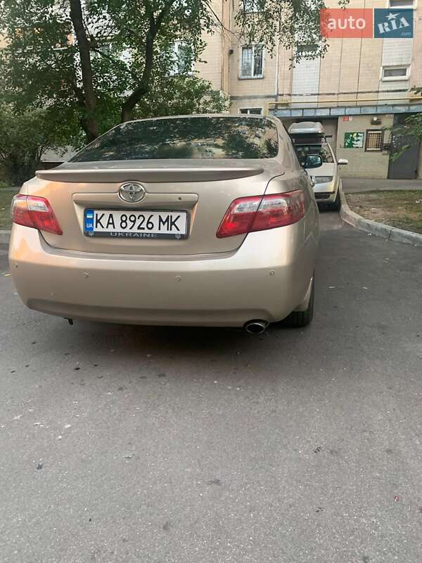 Седан Toyota Camry 2007 в Києві