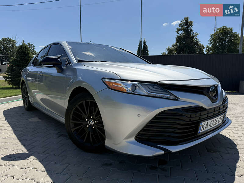 Toyota Camry 2018