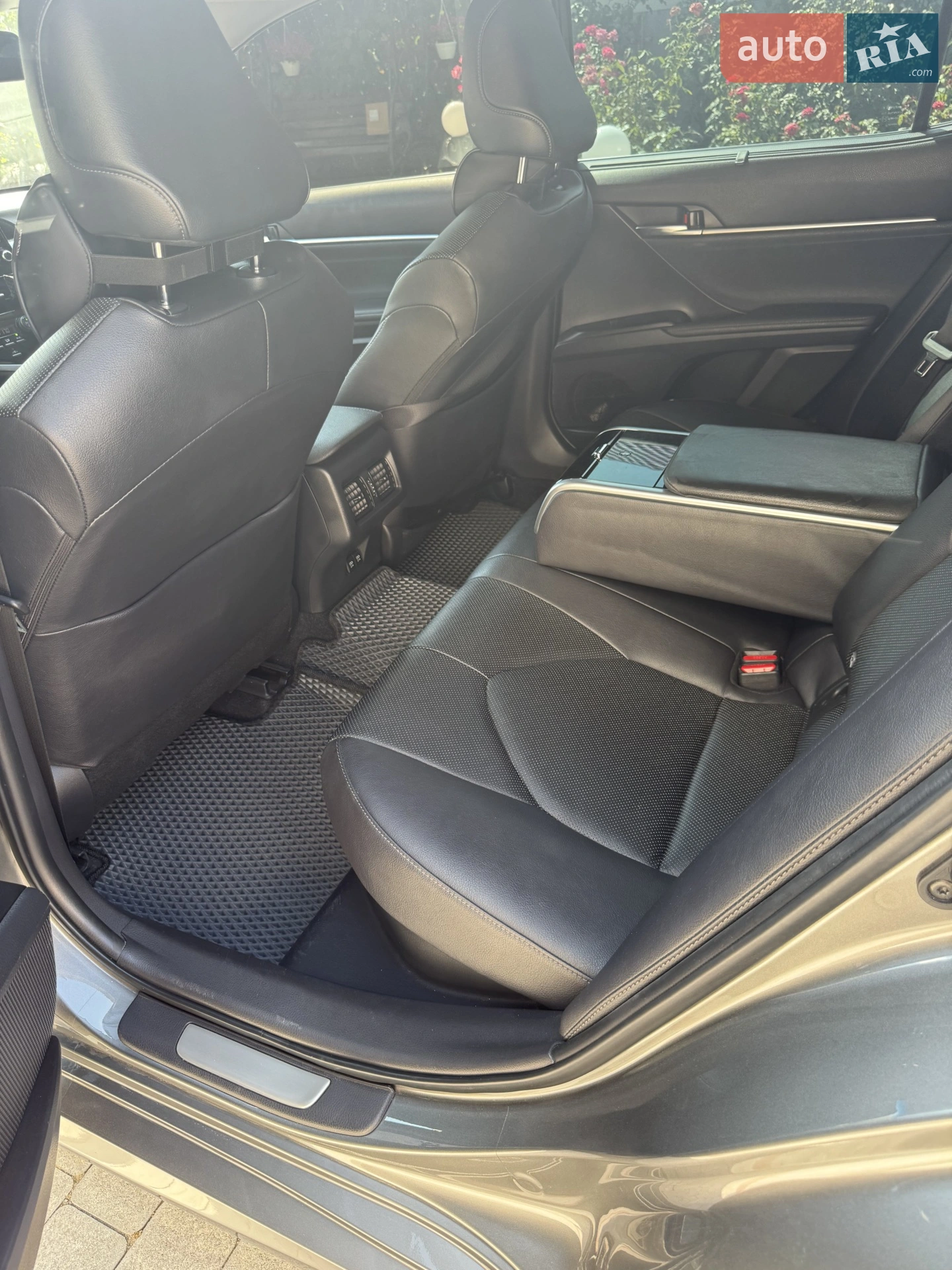 2021 Toyota Camry - мініатюра 10
