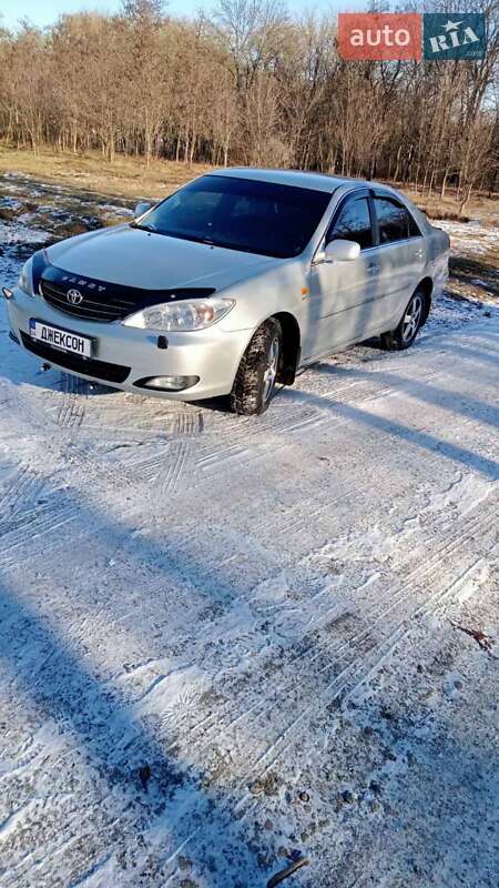 Седан Toyota Camry 2003 в Кропивницком