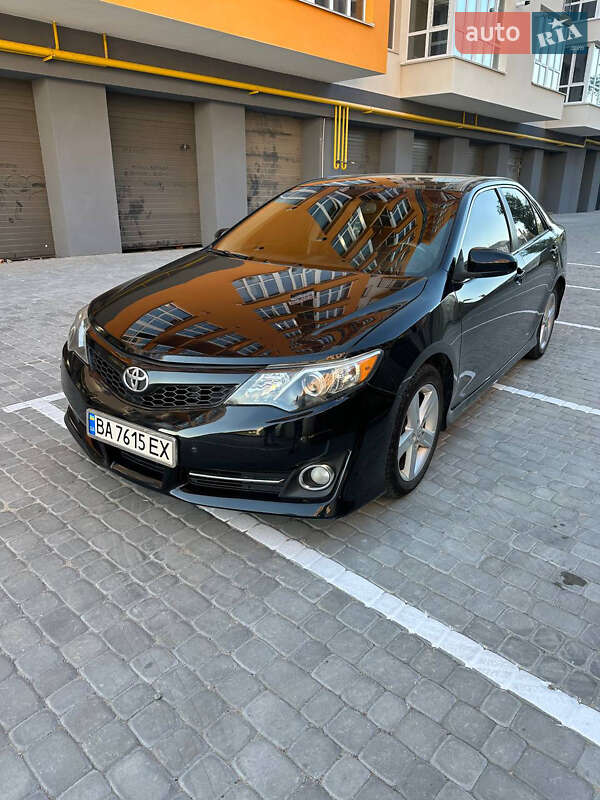 Toyota Camry 2013