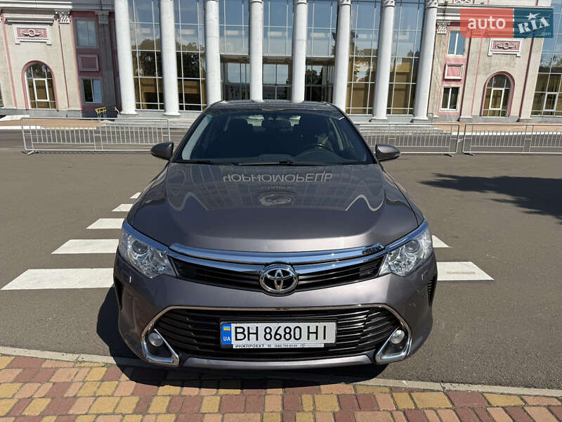 Toyota Camry 2017
