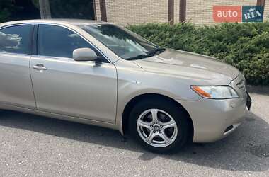 Седан Toyota Camry 2008 в Кропивницком
