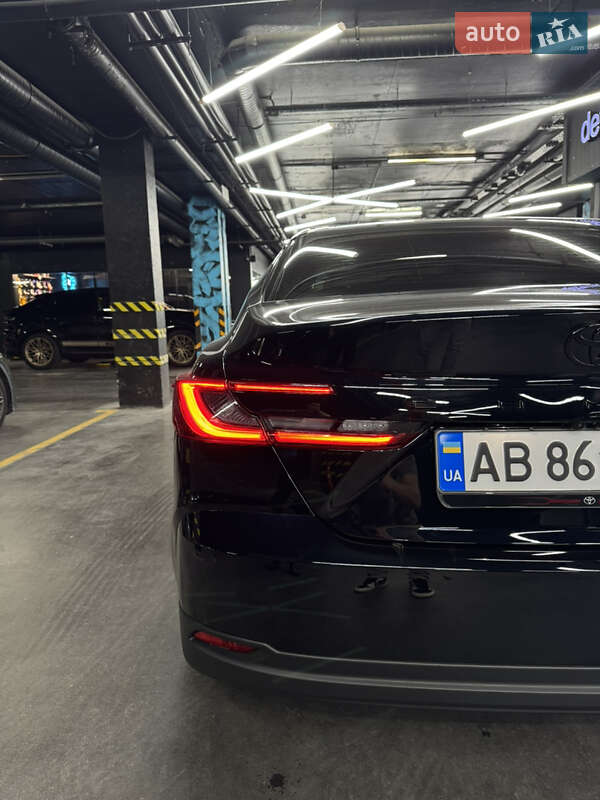 Седан Toyota Camry 2024 в Киеве фото 19 Седан Toyota Camry 2024 в Киеве