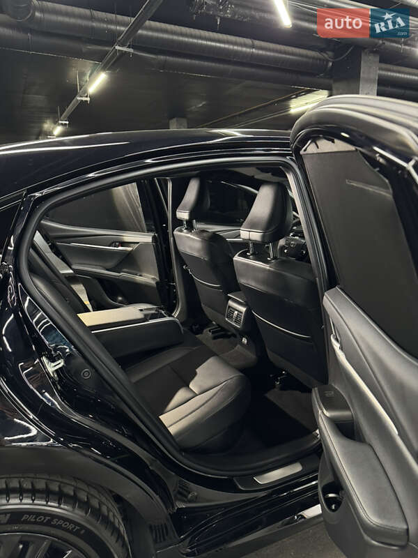 Седан Toyota Camry 2024 в Киеве фото 31 Седан Toyota Camry 2024 в Киеве