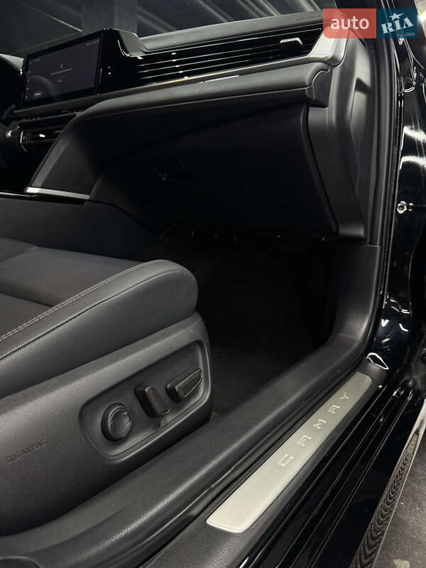 Седан Toyota Camry 2024 в Киеве фото 38 Седан Toyota Camry 2024 в Киеве