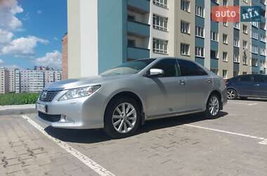 Седан Toyota Camry 2011 в 
