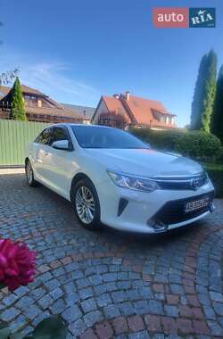 Седан Toyota Camry 2015 в Вінниці