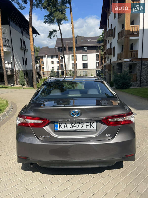 Седан Toyota Camry 2017 в Киеве фото 7 Седан Toyota Camry 2017 в Киеве