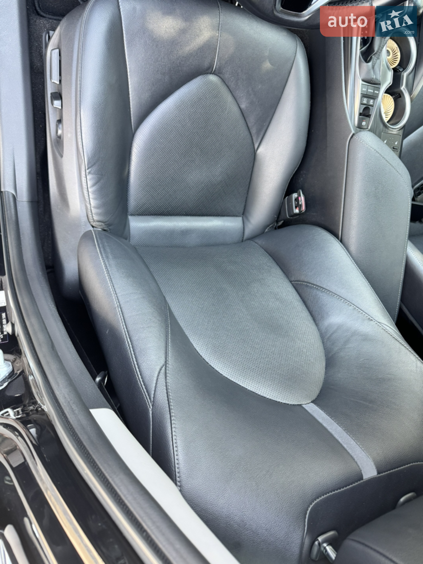 2021 Toyota Camry - мініатюра 22