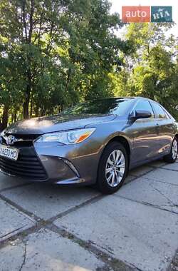 Седан Toyota Camry 2015 в Харкові