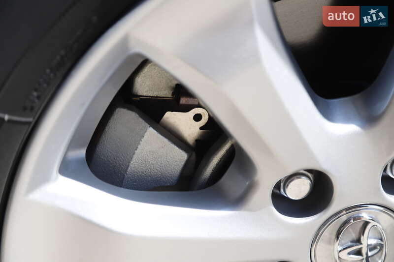 Седан Toyota Camry 2011 в Чечельнике