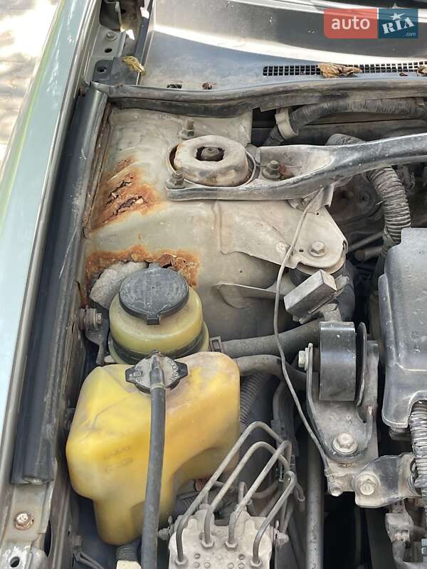 Седан Toyota Camry 2002 в Звягелі