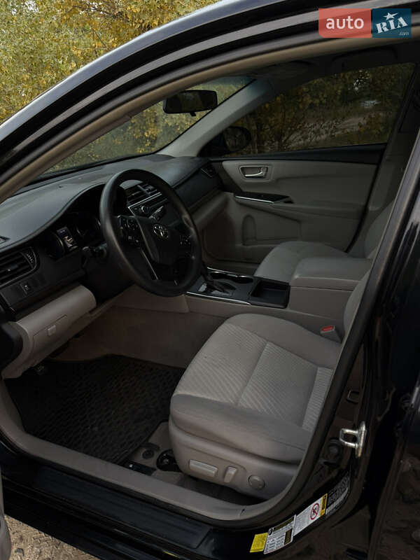Седан Toyota Camry 2015 в Киеве фото 8 Седан Toyota Camry 2015 в Киеве