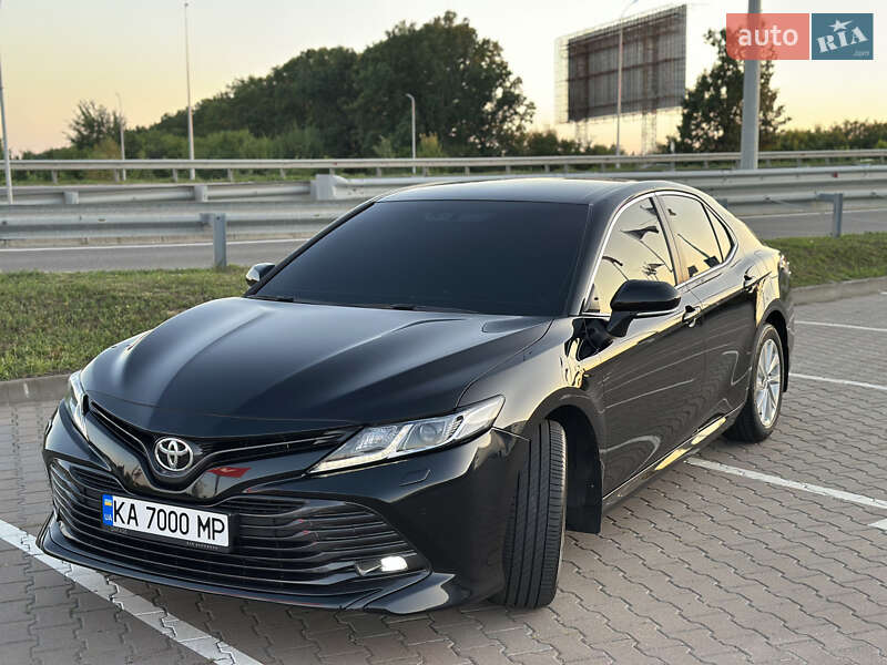 Toyota Camry 2017