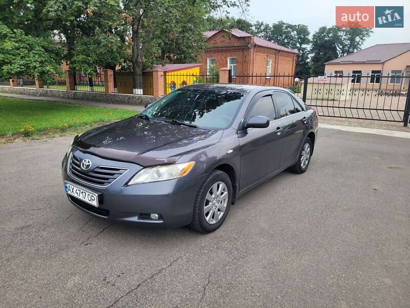 Седан Toyota Camry 2008 в 