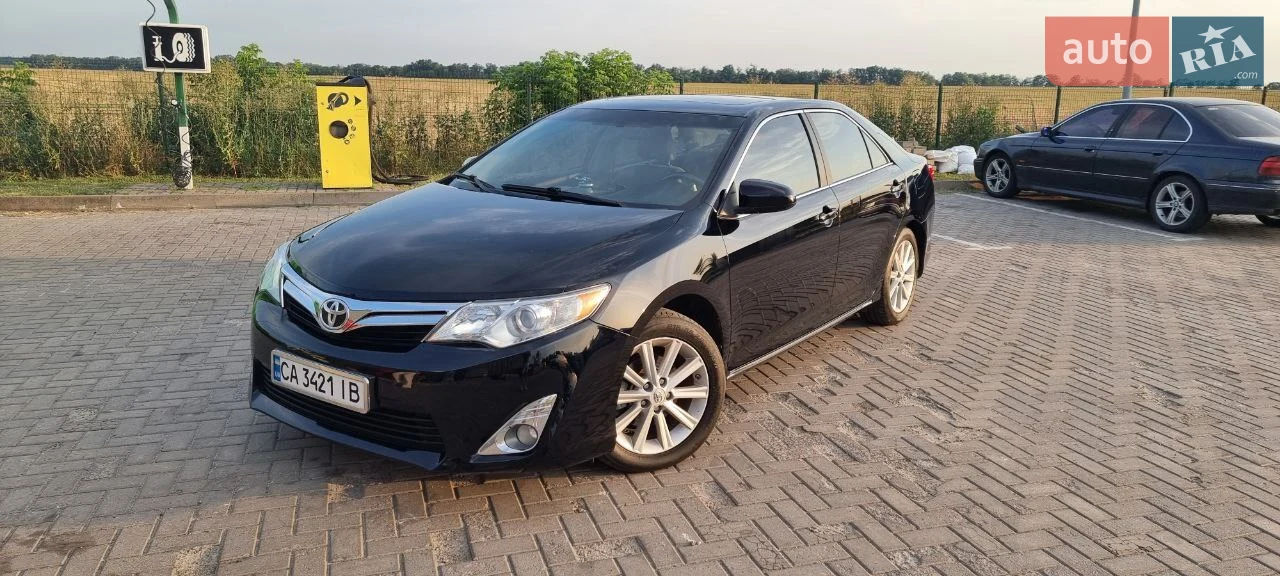 2013 Toyota Camry - мініатюра 28
