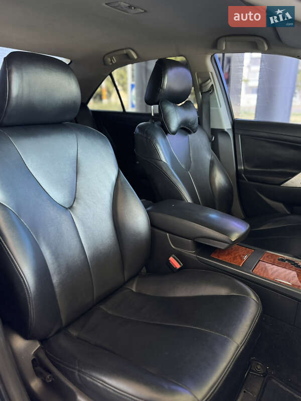 Седан Toyota Camry 2008 в Миколаєві