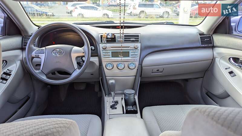 Седан Toyota Camry 2007 в Ивано-Франковске