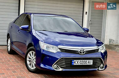 Седан Toyota Camry 2015 в Харькове