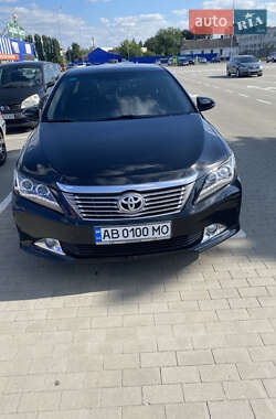 Седан Toyota Camry 2014 в Виннице