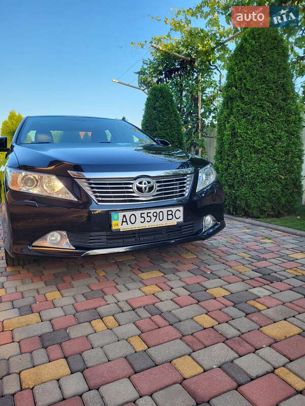 Toyota Camry 2012