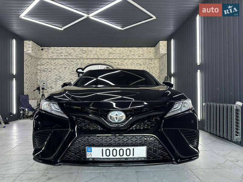 Седан Toyota Camry 2018 в Одесі