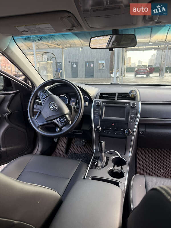 Седан Toyota Camry 2016 в Киеве фото 8 Седан Toyota Camry 2016 в Киеве
