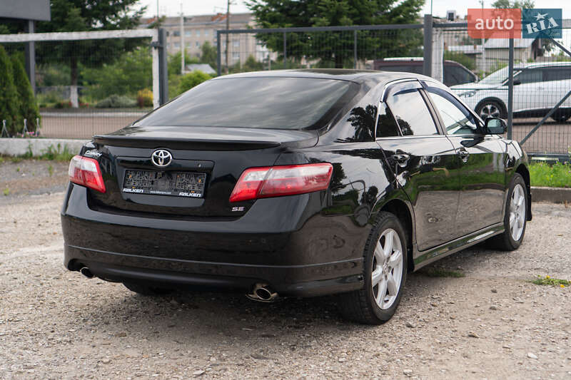 Седан Toyota Camry 2008 в Самборі