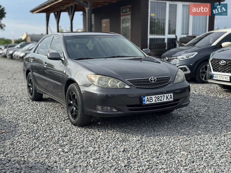 Toyota Camry 2005