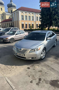Седан Toyota Camry 2008 в Збараже