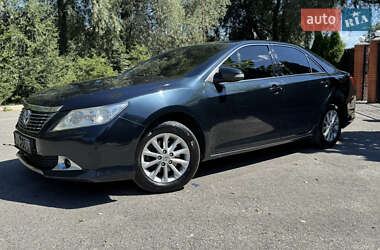 Седан Toyota Camry 2012 в Києві