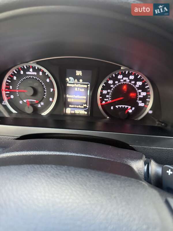 Седан Toyota Camry 2016 в Харькове