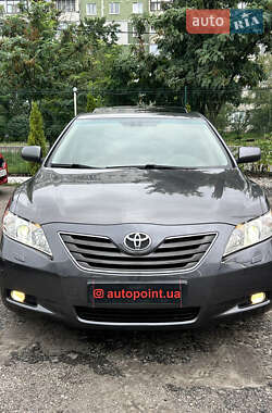 Седан Toyota Camry 2006 в Сумах