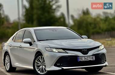 Седан Toyota Camry 2018 в Одессе