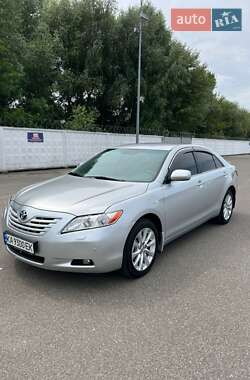 Седан Toyota Camry 2006 в Києві