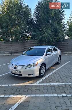 Седан Toyota Camry 2008 в Киеве