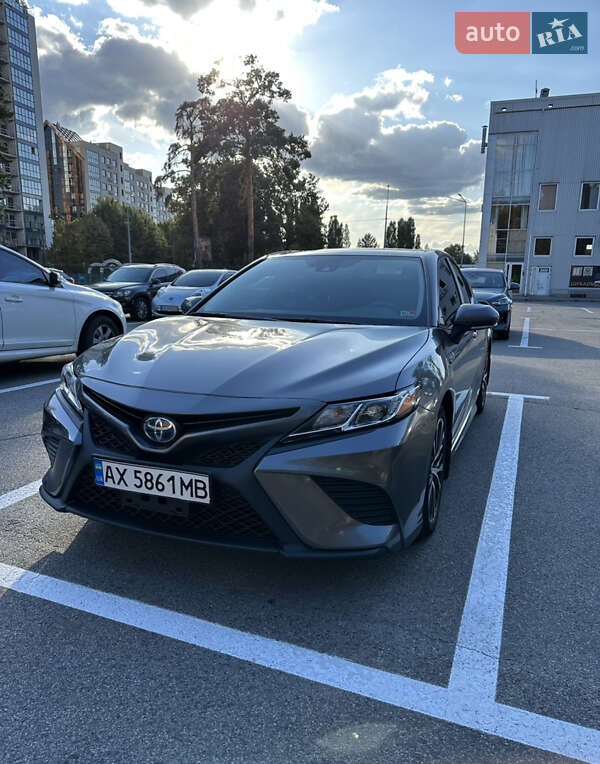 Toyota Camry 2020