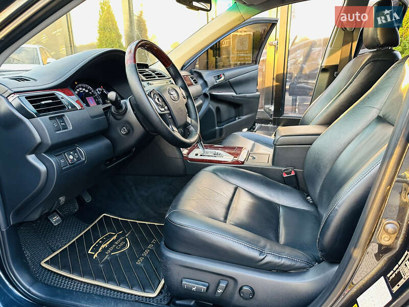 Седан Toyota Camry 2012 в Харькове фото 13 Седан Toyota Camry 2012 в Харькове