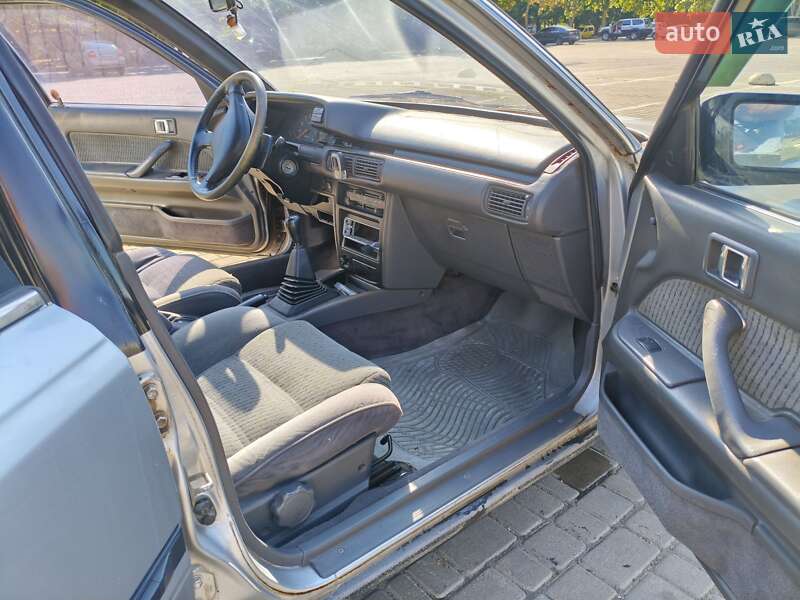 Универсал Toyota Camry 1989 в Одессе