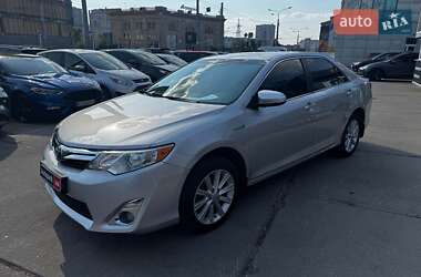 Седан Toyota Camry 2013 в Харькове