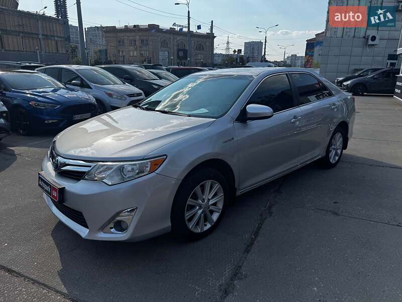 Toyota Camry 2013