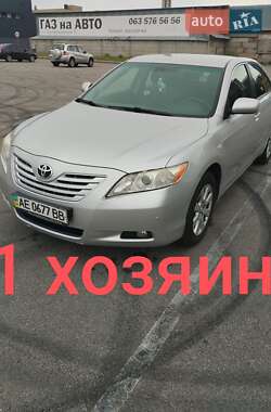 Седан Toyota Camry 2008 в Днепре