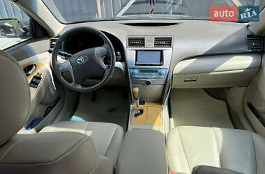 Седан Toyota Camry 2006 в Ровно