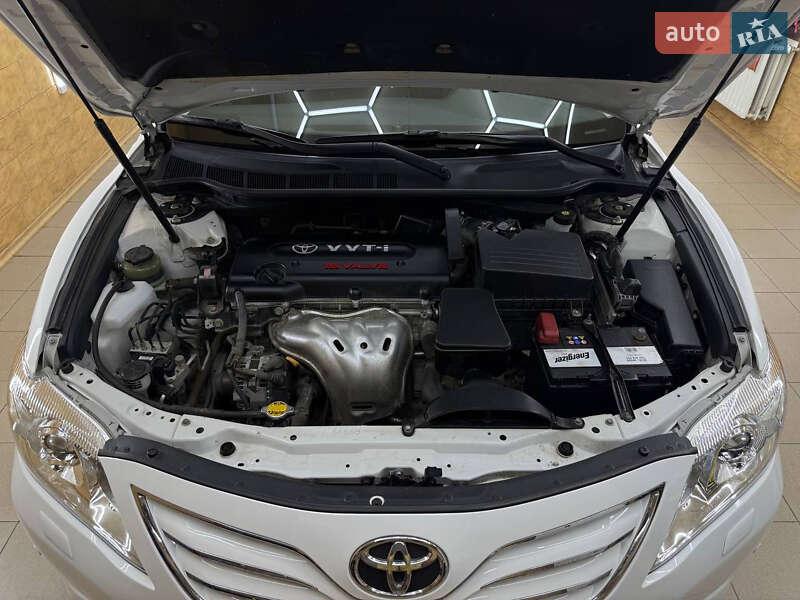 Седан Toyota Camry 2011 в Харкові