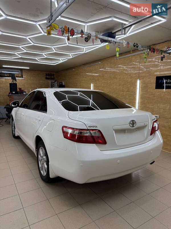 Седан Toyota Camry 2011 в Харкові