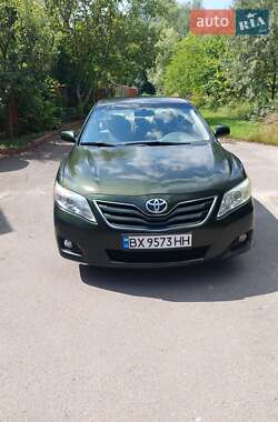 Седан Toyota Camry 2010 в Хмельницькому