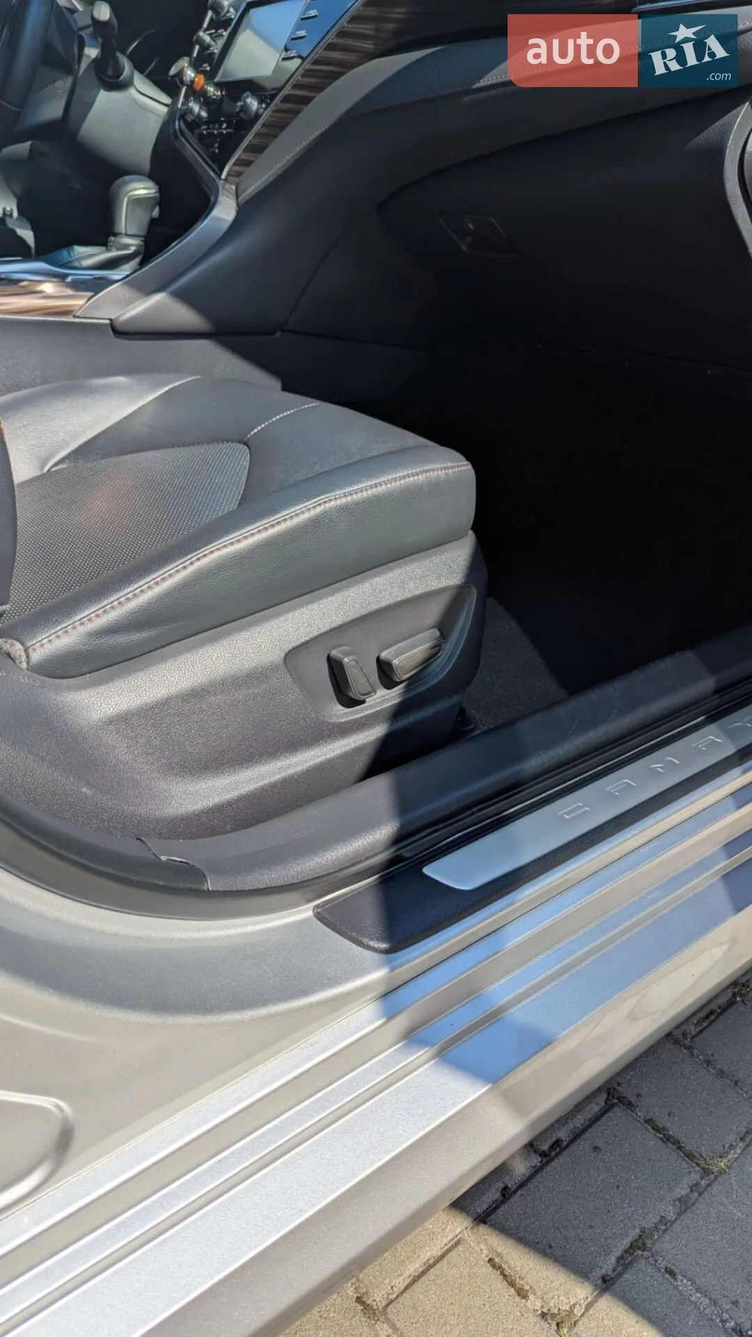 2018 Toyota Camry - мініатюра 22