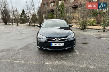 Седан Toyota Camry 2014 в Харькове