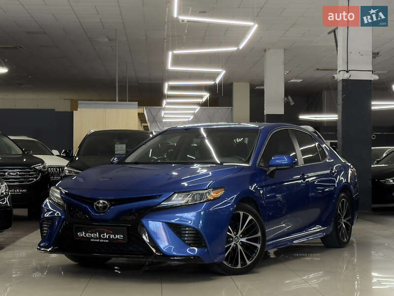 Toyota Camry 2018